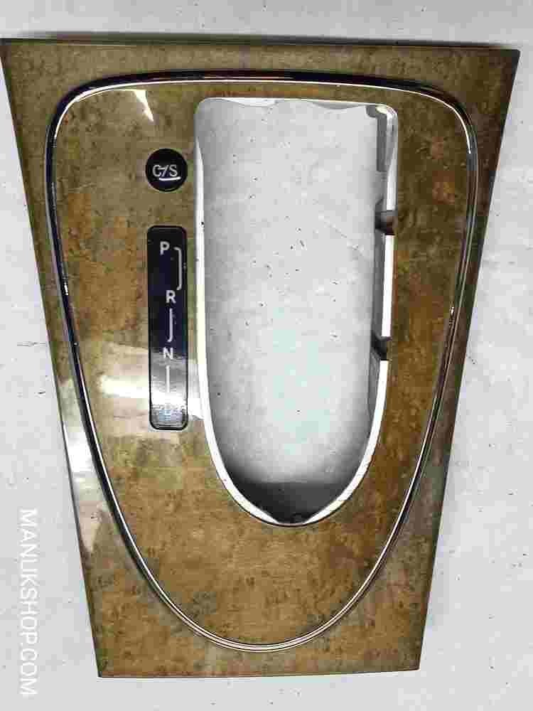 Mittelkonsole Mercedes Benz  W211 A2116808136 90537SA 1414BC 90308QA DSZF749402