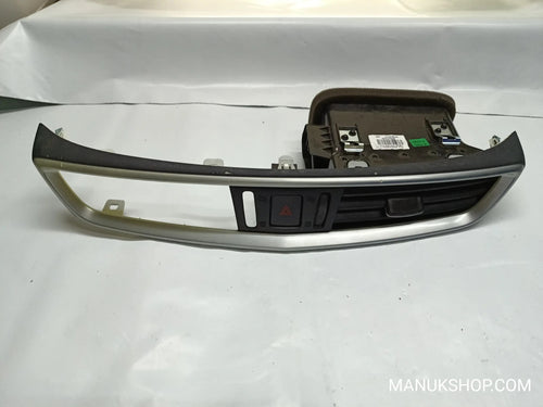 Lüftungsdüse Nissan Qashqai 687504EA0B 68750 4EA0B 30490054 3049-0054
