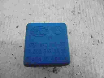 Relais Mercedes-Benz A W168 A0025422519 A 002 542 25 19 HELLA 4RA94001088