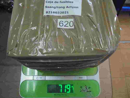 Sicherungskasten SsangYong Actyon 8212032032 8216032021 Q-01 20070105 32E6064