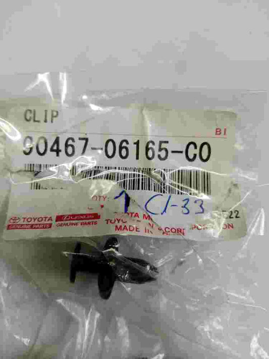 Clip  Toyota Corolla Avensis Camry GX460 LS400 9046706165C0 90467-06165-C0
