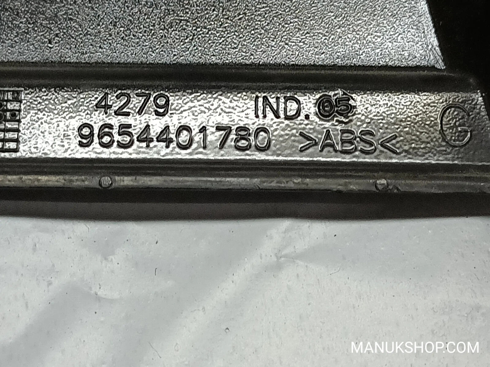 Armaturenbrett Zierleiste Citroen C4 9654401780 4279