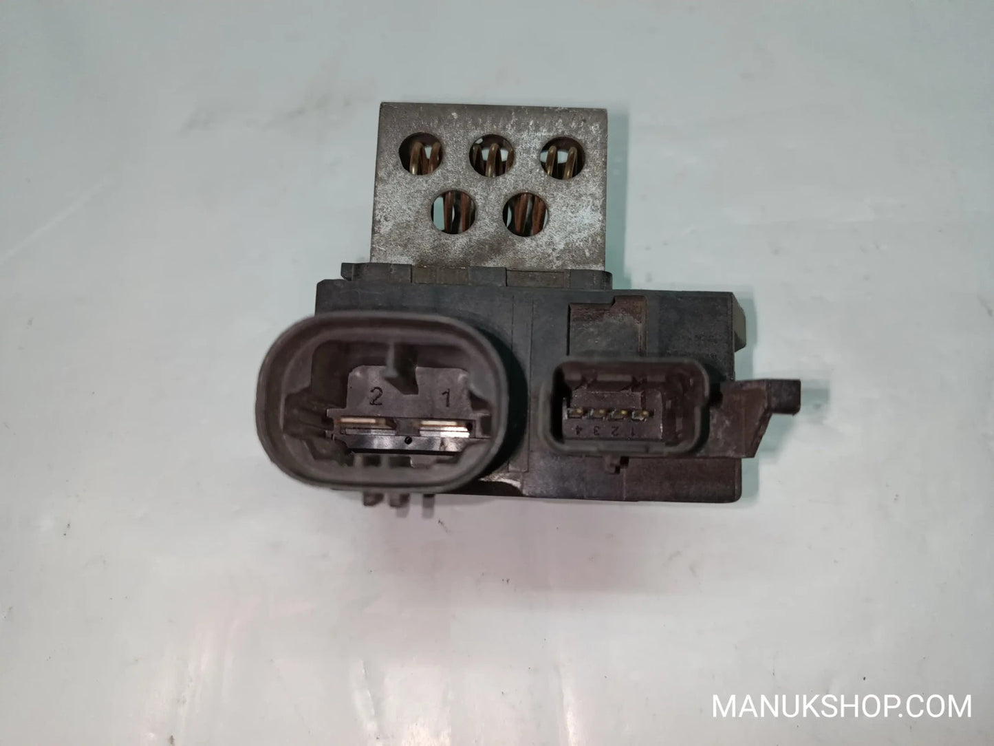 Widerstand Heizung Citroen Peugeot 307 967399988002T 9673999880-02T F2182010
