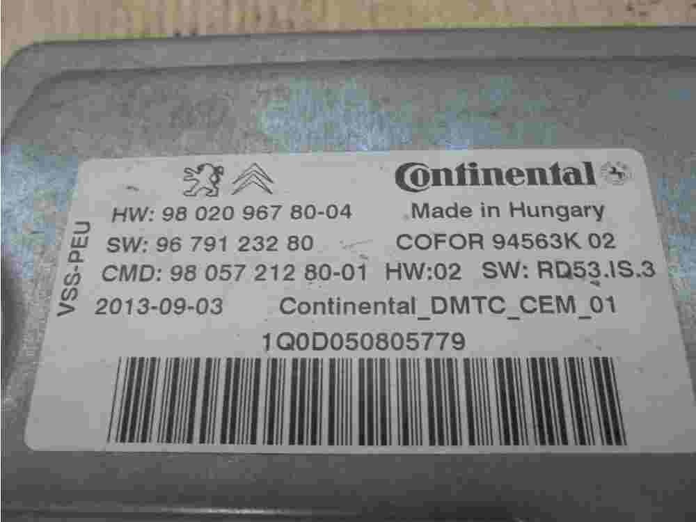 Motorsteuergerät  Peugeot 208 Citroen C4 980209678004 9679123280 Continental
