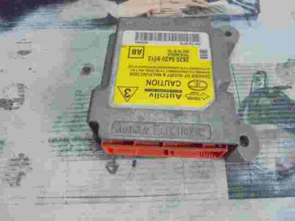Airbagsensor Airbagsteuergerät Tata Indica 282054209912 602168700 E061TA13775