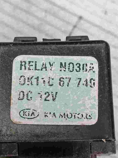 Kühlerlüfter Relais Kia Pride NO30A 0K11C67740 0K11C-67-740 OK11C67740