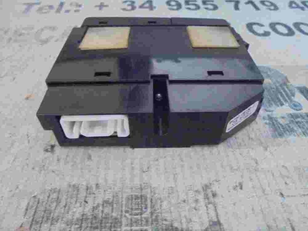 Heckscheibenheizung schalter Toyota Avensis T250 8479005130C 84790-05130-C