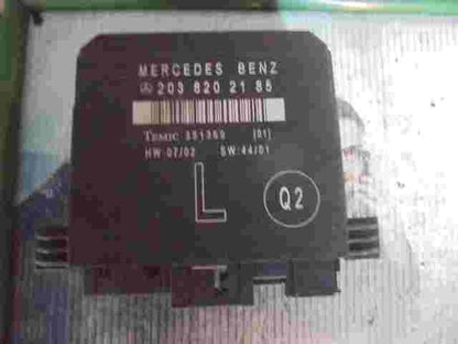 Türsteuergerät Mercedes-Benz W203 C280 C240 2038202185 Q2 TEMIC 351369 (01)