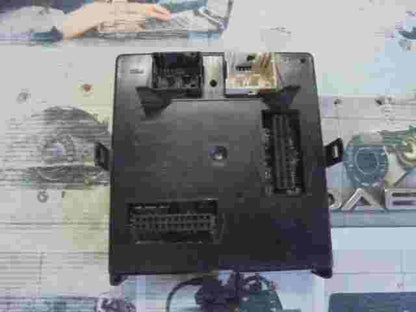 Sicherungskasten  Renault Laguna 2 8200276504 8200262051 8200283816 21671743-9B
