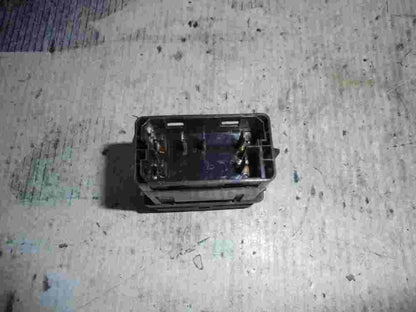 Schalter Renault Premium DX Auto N 5010589887
