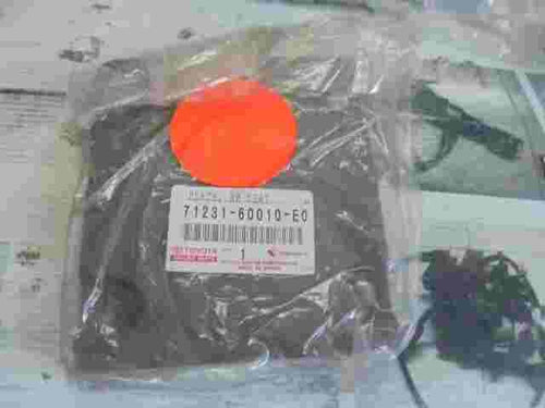 Plate RR Seat / Toyota Land Cruiser Prado 7123160010E0 71231-60010-E0
