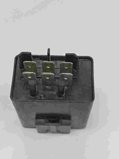 Wischerrelais Volvo 940 960 740 760 12V 6849780 68 49 780 898741000 89 8741 000