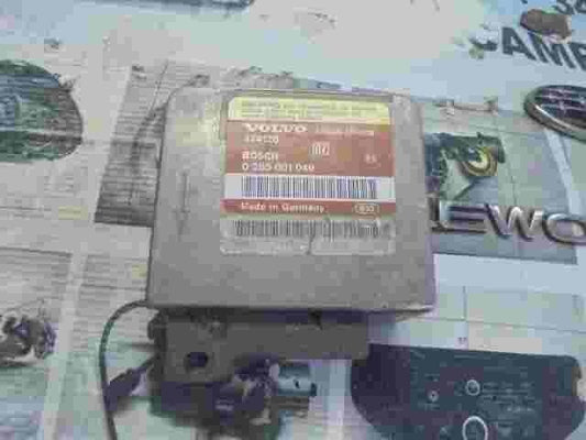 Airbagsensor Airbagsteuergerät Volvo 440 460 474128 BOSCH 0285001049