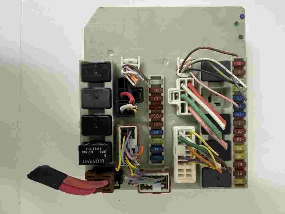 Sicherungskasten Renault Modus Clio 3 III 233293D 4J09 233293D4J09