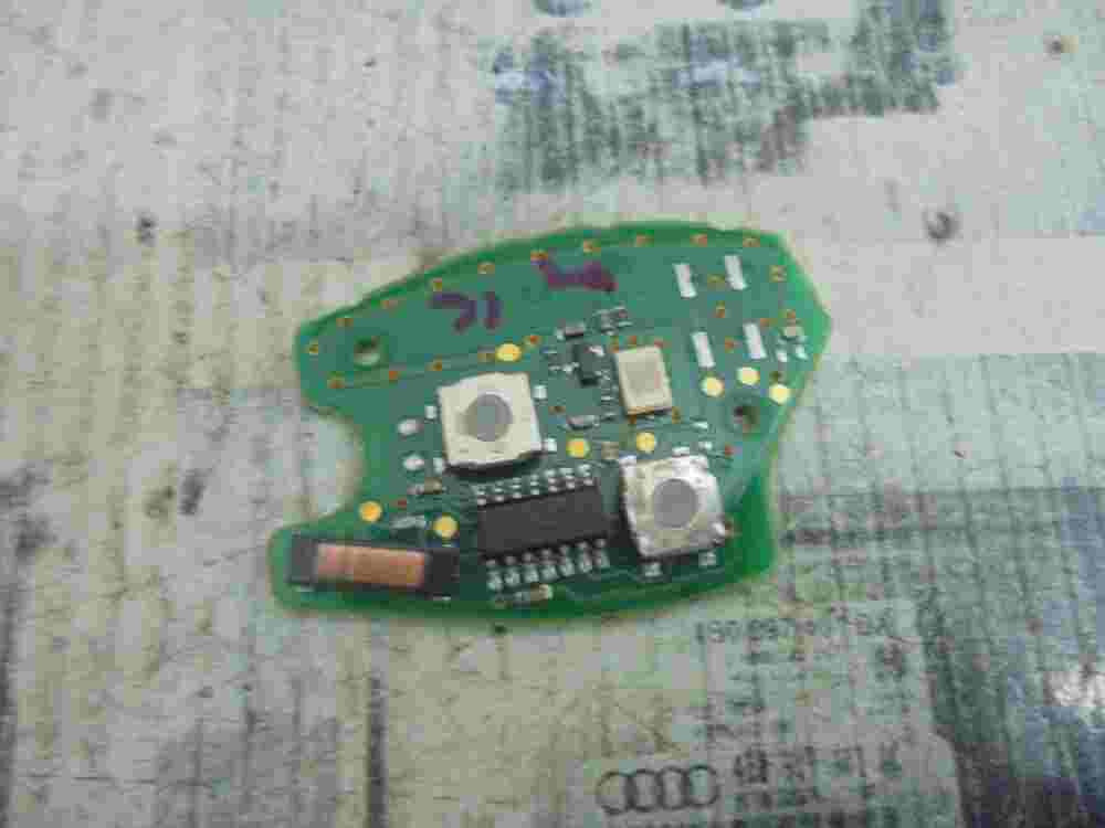 Funkfernbedienung Schlüssel Gehäuse Renault JCF9958C JCF 995-8 C