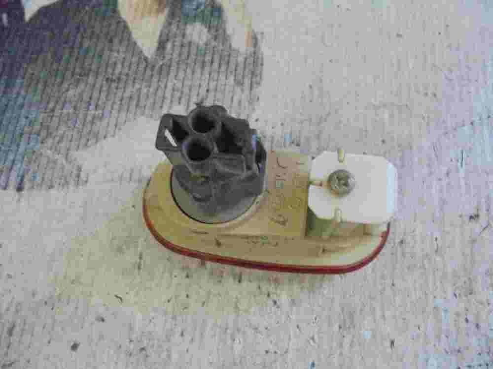 Seitenblinker Blinker Kotflügel links Mitsubishi L200 015023 0464852 046-4852