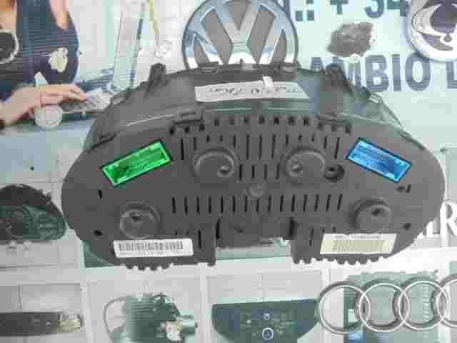 Kombiinstrument Tacho Seat Ibiza 6K V02 W06K0920801C 06K0920801C