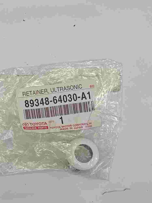 Retainer Ultrasonic  Toyota 8934864030A1  89348-64030-A1