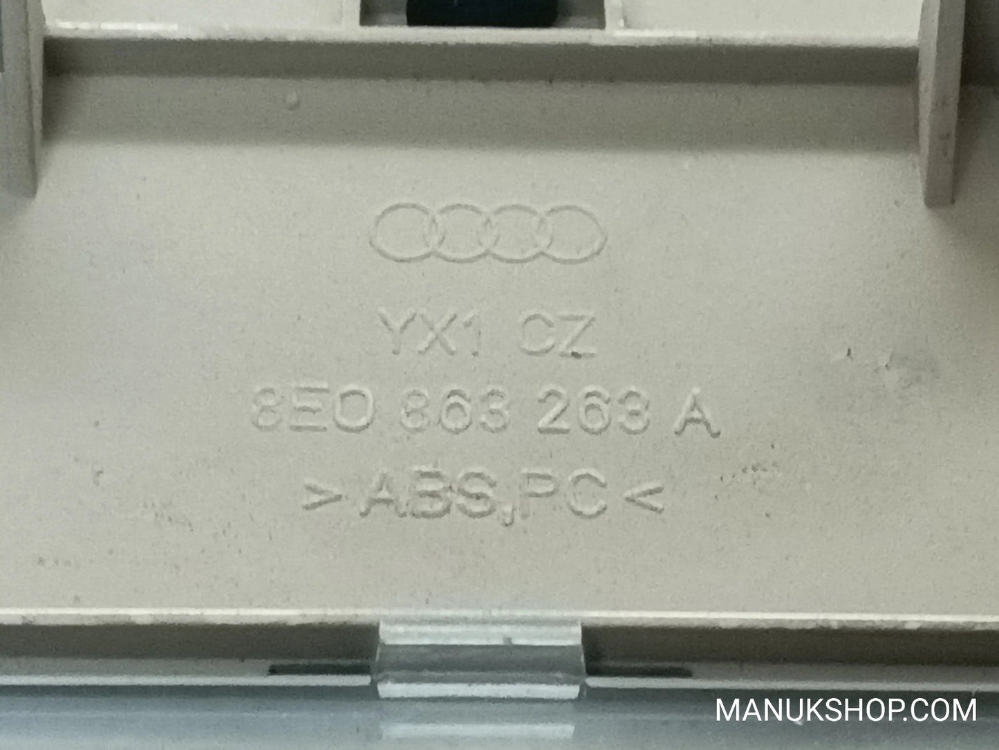 Abdeckung Blende  Audi A4 S4 B6 8E 8H 8E0863263A 8E0 863 263 A