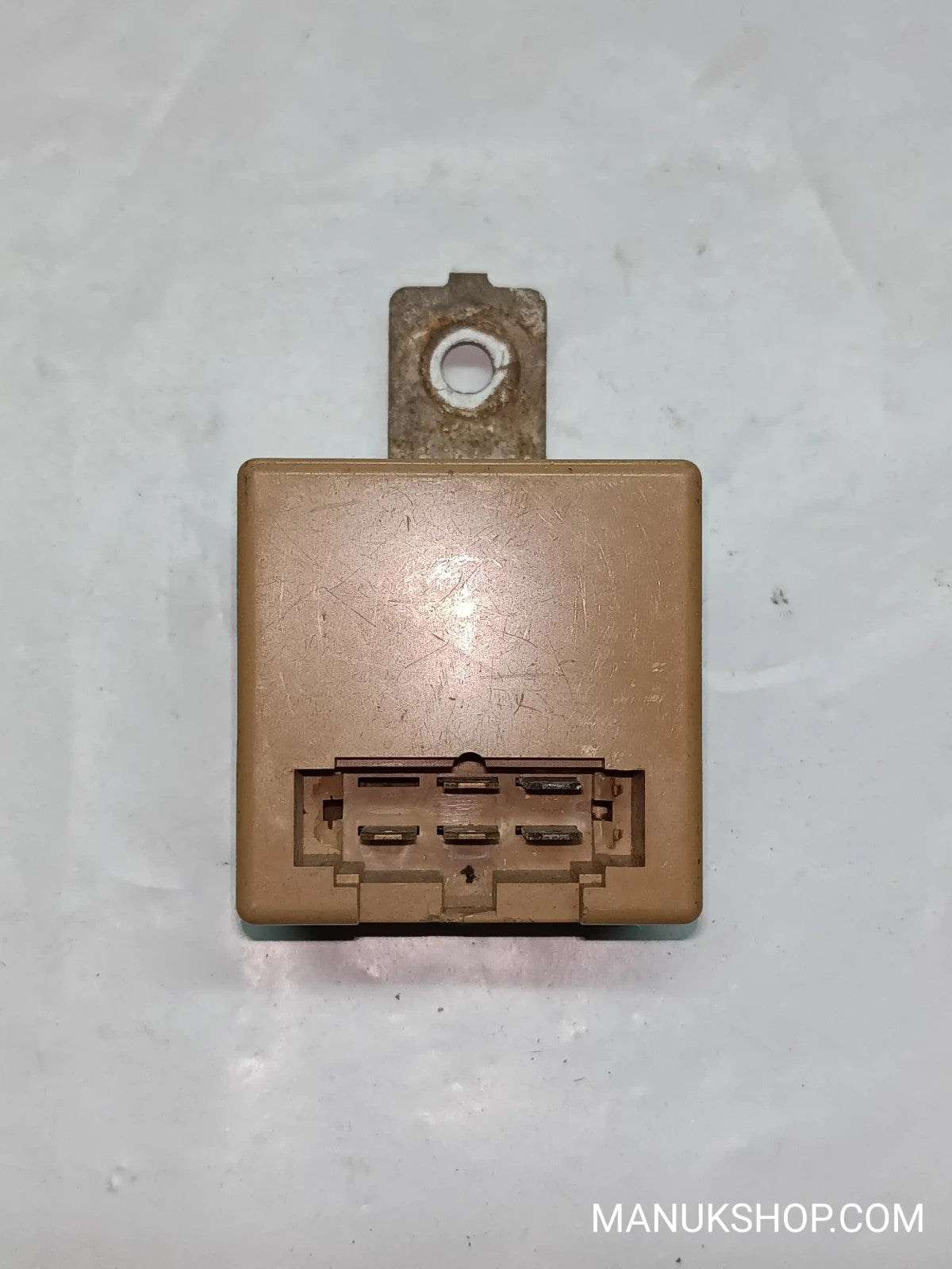 Relais Ölstand Mitsubishi Space Wagon 2000-2001 DENSO MD332124 0680005220
