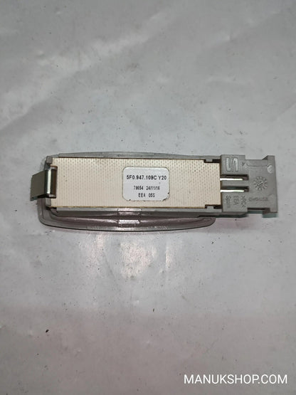Innenleuchte VW Volkswagen Golf Seat Leon 5F0947109CY20 5F0.947.109C Y20
