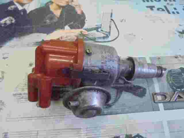 Zündverteiler Renault R5 TL BOSCH 9230141428 9 230 141 428 R268C34 R 268 C34 JFU