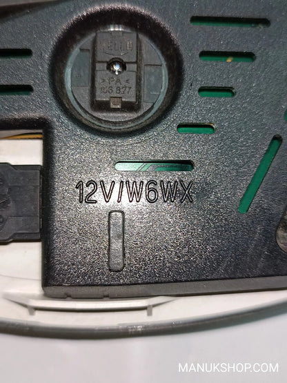 Innenleuchte Mercedes-Benz E-Klasse W211 A2118202201 2JM00825700  A211 820 22 01