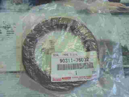 Тype T Oil Seal Toyota Auris Yaris Avensis Corolla Prius 9031176002 90311-76002