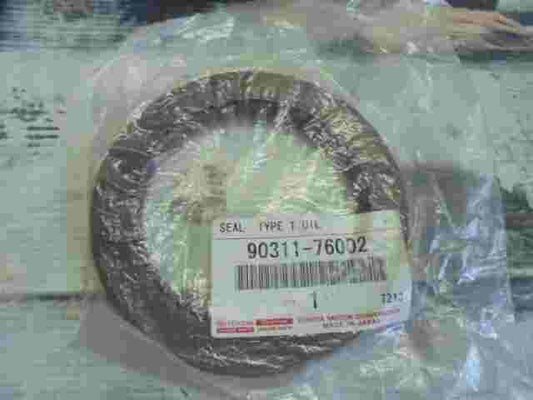 Тype T Oil Seal Toyota Auris Yaris Avensis Corolla Prius 9031176002 90311-76002
