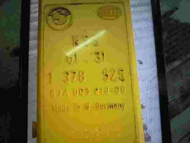 Relais BMW E34 518i E32 730i 1378525 61311378525 KGS Hella 8JA00521900