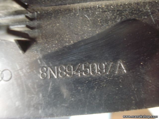 Bremsleuchte Bremslicht hinten Audi TT 8N8945097A 8N8 945 097A 8N8945097A