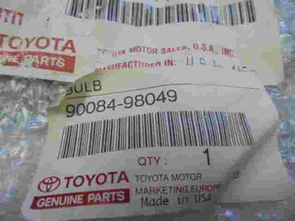 Bulb / Toyota Harrier Tacoma Lexus ES300 RX300 9008498049 90084-98049