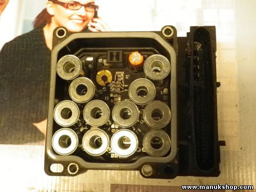 ABS Steuergerät Peugeot Citroen C4 0265950517 0 265 950 517 BOSCH 68331 A0200