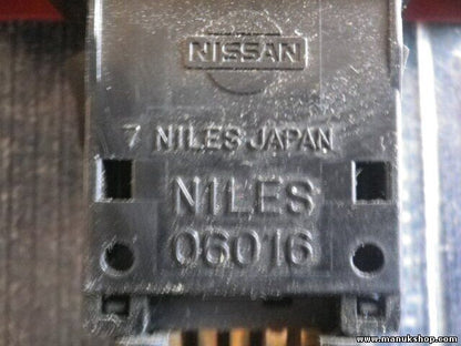 Warnblinkschalter Nissan micra NILES 06012