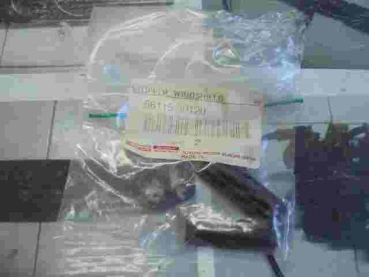Stopper Windshield Toyota Camry Lexus 5611530120 56115-30120