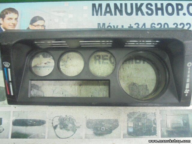 Tacho abdeckung Land Rover Defender (Ld) 2.5 Td5 81075038 88352467
