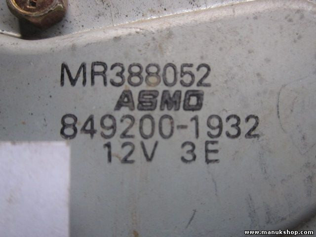 Heckwischermotor wischermotor hinten Mitsubishi Pajero Montero MR388052