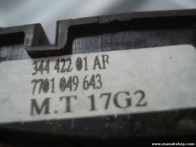 Schalter Radiobedienung Renault Laguna 34442201AB 7701049643 M.T 17G2