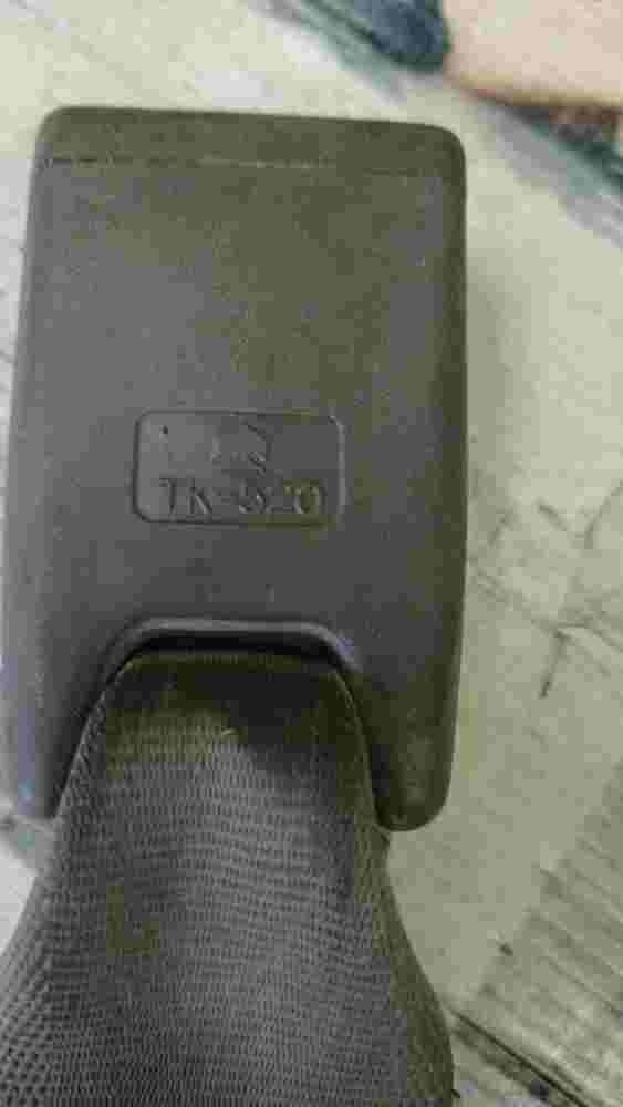 Gurtschloss Gurtschnapper hinten Nissan Pickup Pick-up Navara D22 G2285 TK520