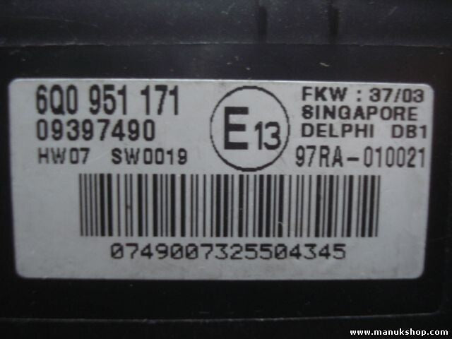 Bewegungsmelder IR Sensoren Alarmanlage VW Polo 6Q0951171 09397490 6QO951171