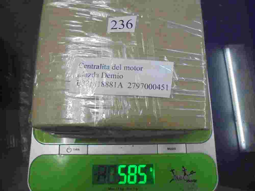 Motorsteuergerät Mazda Demio DENSO B33M18881A B33M 18 881A 2797000451 B33MA