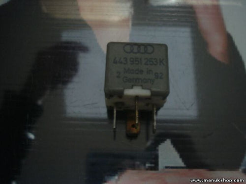 Relais Nebelscheinwerfer Audi 80 A4 VW Volkswagen Passat 3B 443951253K NR.214