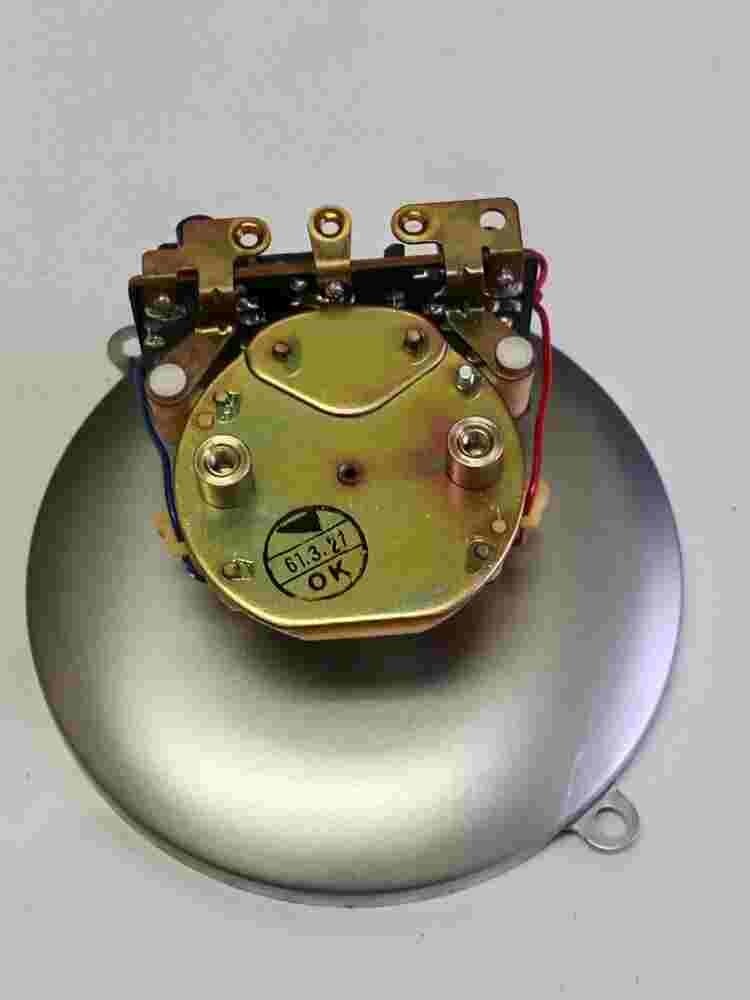 Tachometer  Mitsubishi Pajero Montero Yazaki Meter 750138340 750138-340