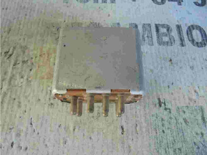 Wischerrelais Mercedes-Benz W123 W116 0335320014 BOSCH 0 335 320 014
