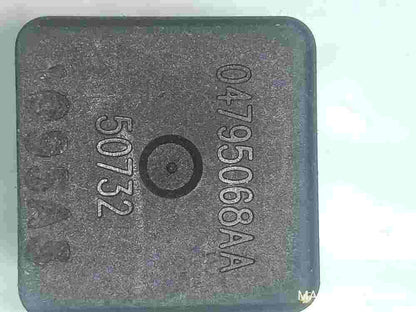 Anlasserrelais  Chrysler Jeep Grand Cherokee 04795068AA 04 79 50 68 AA 50732