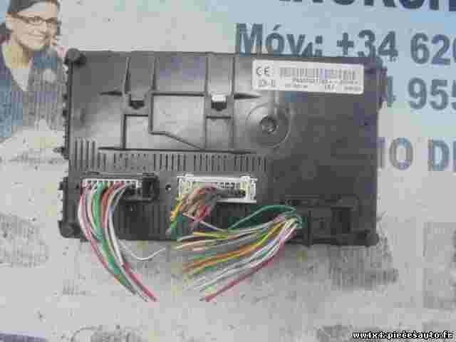 Sicherungskasten Renault Clio UCH-N3 P8200621763A 8200621763 281180834A