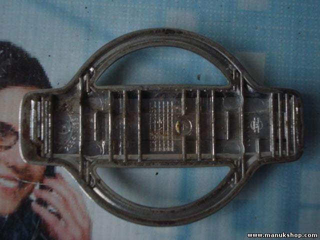 Emblem Logo hinten NISSAN PRIMERA P11 908909F510 90890-9F510