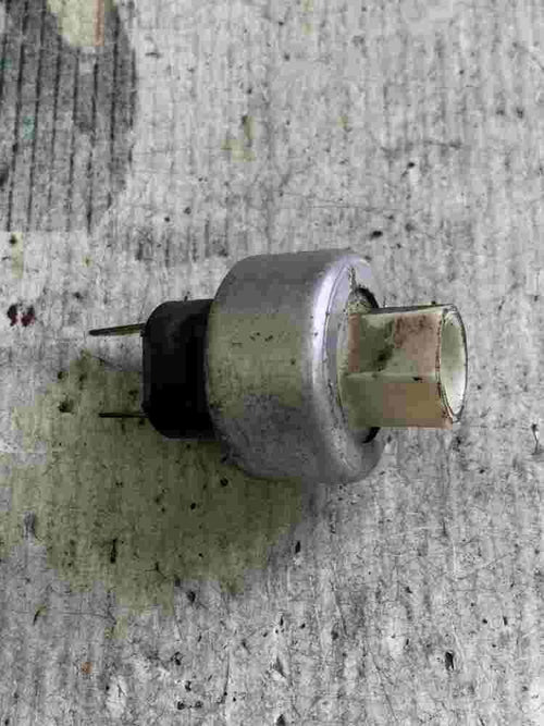 Drucksensor Klimaanlage Chevrolet Chevy 3040500