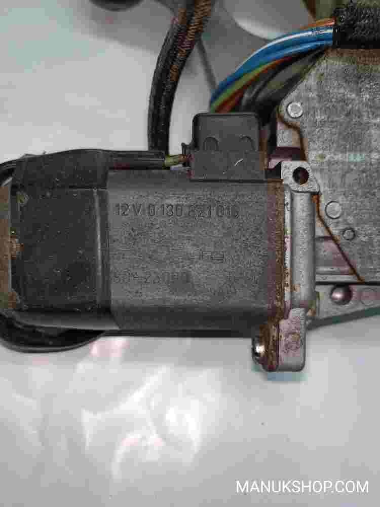 Fensterheber motor Hinten Recht Mercedes-Benz W126 W123 12V 0130821016 8023090