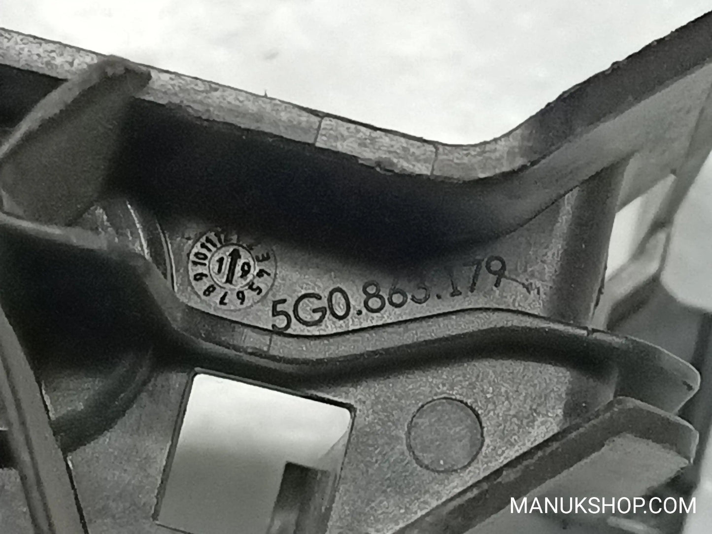 Halterung  VW Volkswagen Golf VII  5G0863179 5G0.863.179